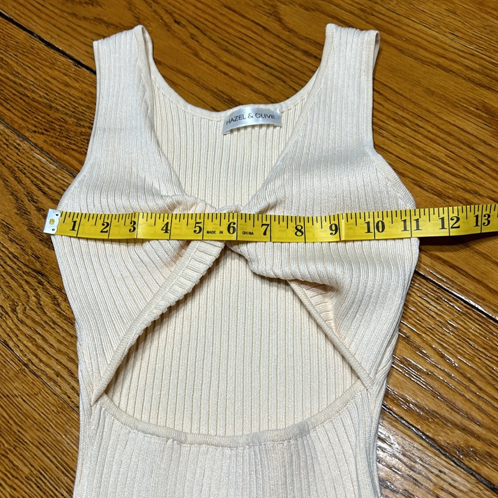 Hazel & Olive ribbed knit cream color cut out dress. Size OS. - Picture 7 of 9